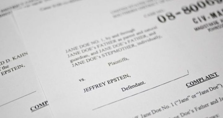 Más de un millón de documentos extra estarían relacionados con los archivos de Epstein, dice el Departamento de Justicia