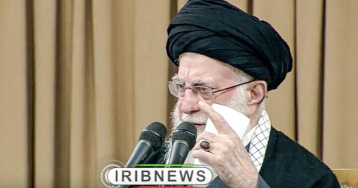 El líder supremo de Irán acusa a los manifestantes de “complacer” a Trump mientras las protestas se intensifican en el país