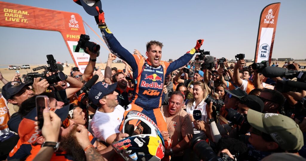 Histórico: el argentino Luciano Benavides ganó el Rally Dakar por 2 segundos tras una dramática definición en motos