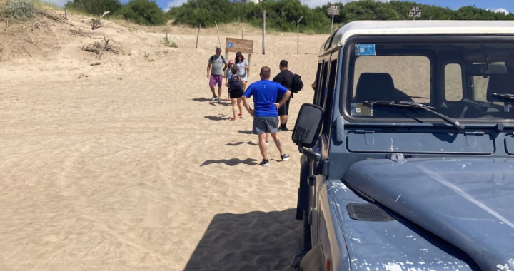 Centinela de las dunas: un safari playero que combina adrenalina, historias y la inmensidad de la costa argentina