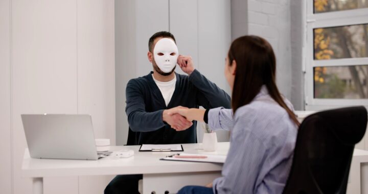 Cómo evitar fraudes al buscar empleo online