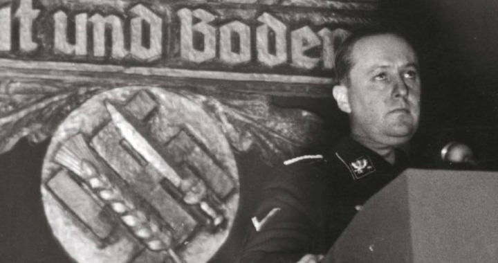 Nació en Buenos Aires, creció en Belgrano y se convirtió en una pieza clave del nazismo