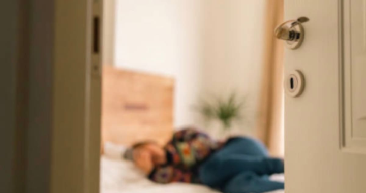 Por qué algunas personas prefieren dormir con la puerta abierta