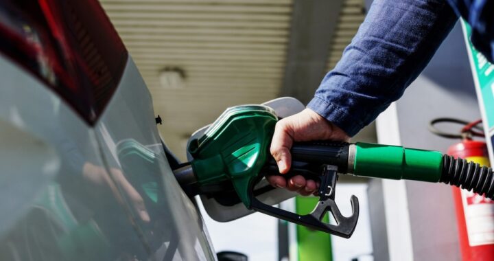 ¡Buenas noticias al bolsillo! La gasolina sigue a la baja en todo el país