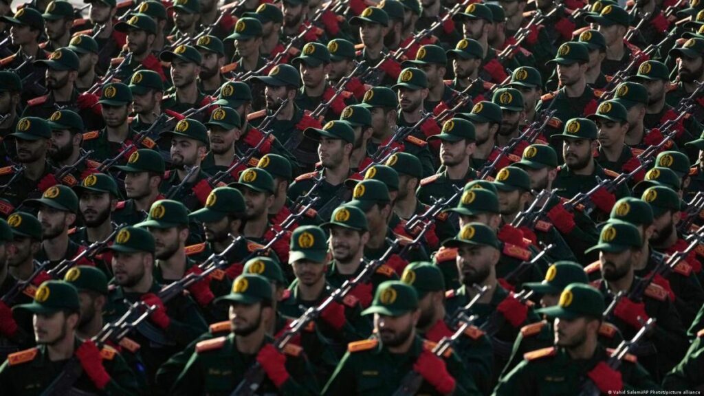 Irán declara “terroristas” a ejércitos europeos