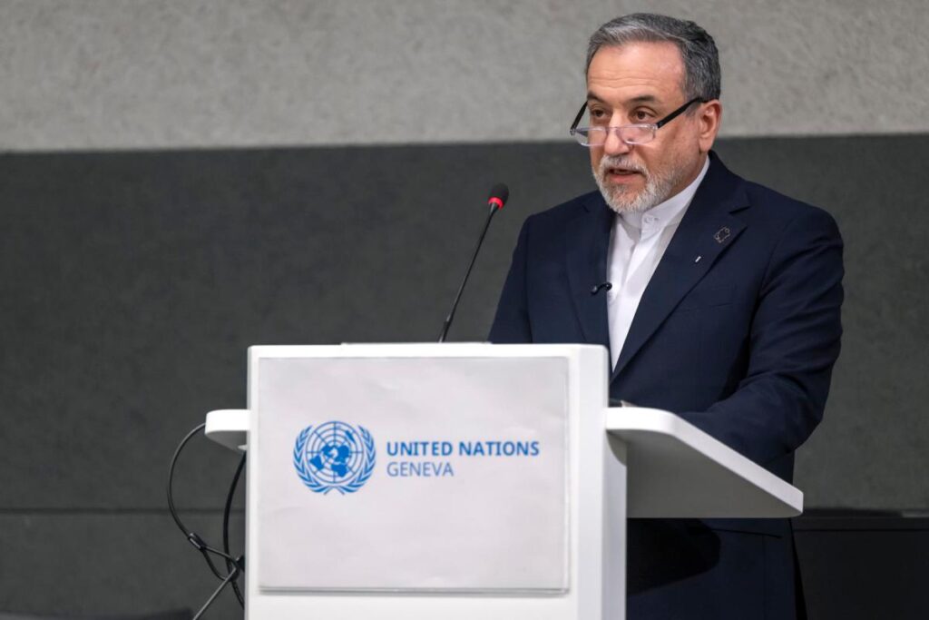 Irán insiste que tiene derecho a disfrutar de una energía nuclear pacífica, pese a dichos de EE.UU.