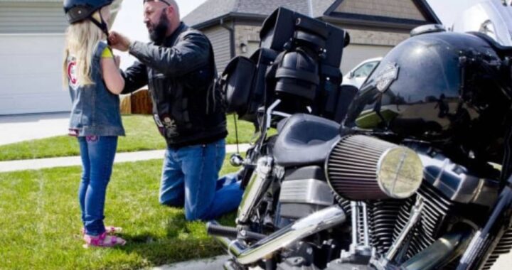 Cómo funciona el rudo grupo de motoqueros que combate el abuso infantil
