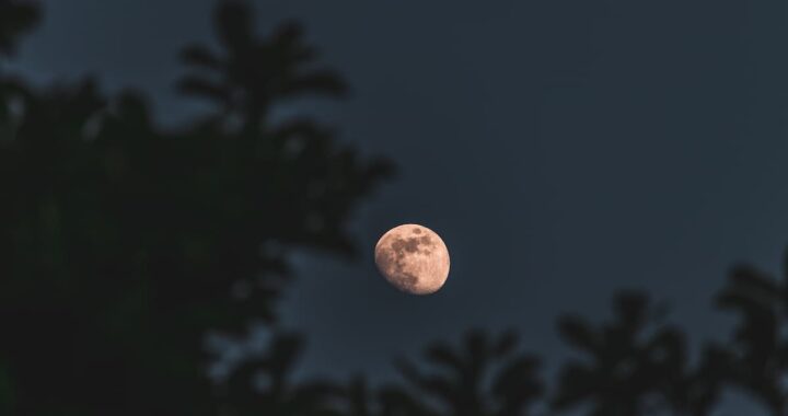 El calendario lunar de marzo 2026 en la Argentina