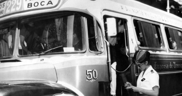El verano de 1963. El día que las «zorritas grises» salieron a multar peatones