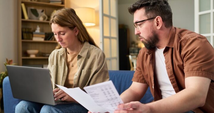 NY recauda récord $162 mil millones en impuestos y 33% de sus residentes planea irse