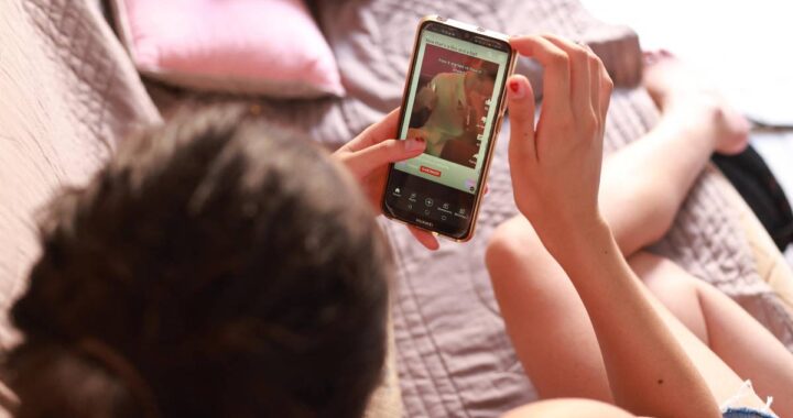 Kaley cortó lazos con su familia tras vencer a Meta y YouTube en juicio