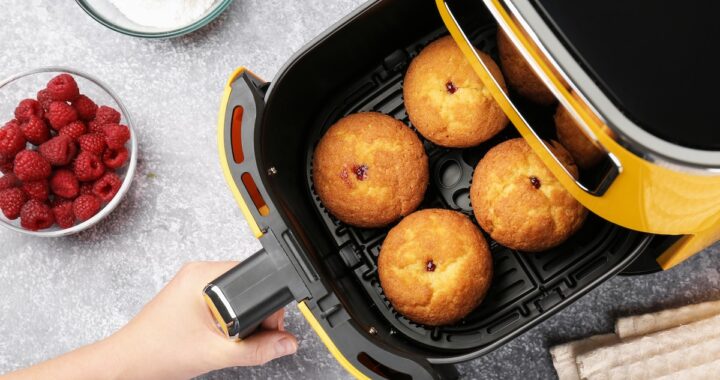 Ingeniero revela: percarbonato y agua hirviendo, el combo ideal para dejar la Airfryer impecable