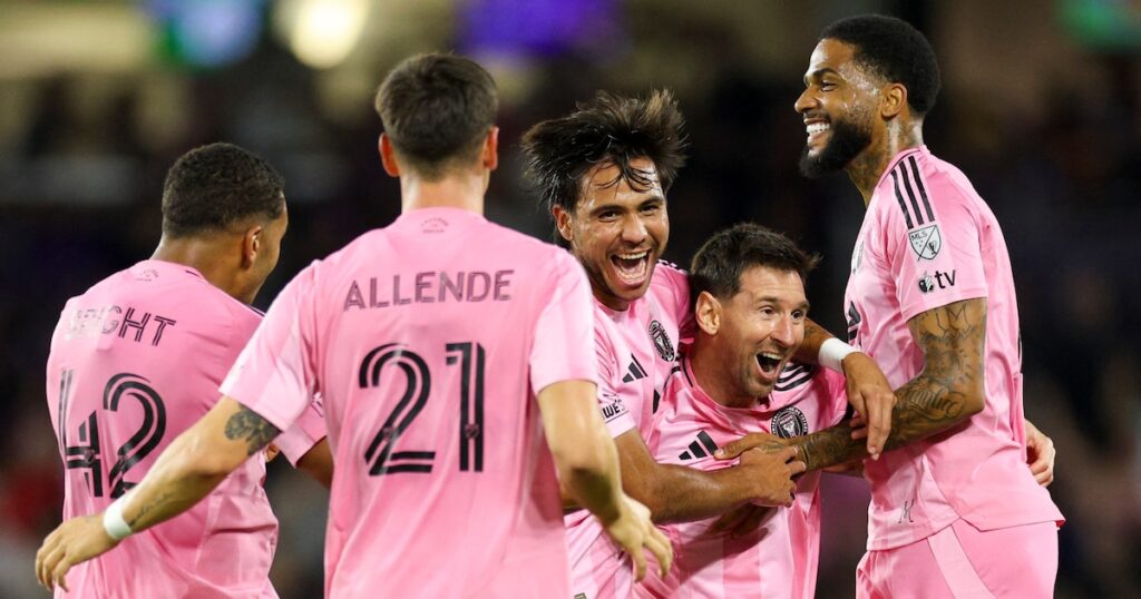 Con dos golazos de Lionel Messi, Inter Miami venció 4-2 a Orlando City por el Clásico de Florida de la MLS