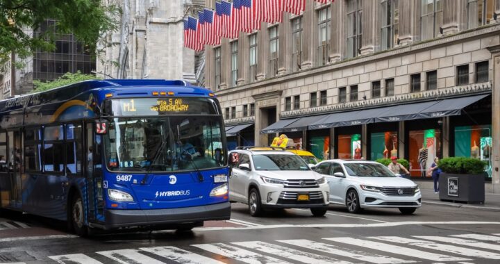 Convocatoria para choferes de ómnibus en Nueva York: 4 distritos activos