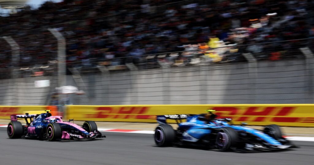 Franco Colapinto mejoró su nivel y largará 12° la carrera principal del Gran Premio de China de Fórmula 1: Gasly se clasificó 6°
El gesto de respaldo de Flavio Briatore con Franco Colapinto tras quedar afuera de la Q3 del Gran Premio de China por una diferencia ínfima