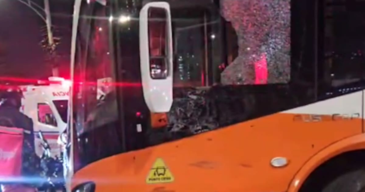 Choque mortal entre motocicleta y bus de Transcaribe causa dos víctimas fatales