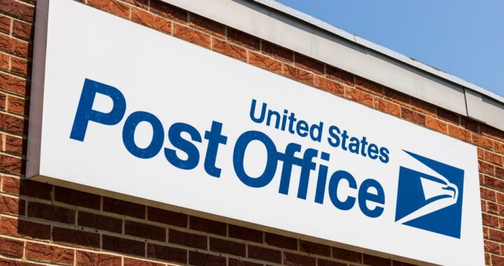 USPS estudia reducir entregas a cinco días para enfrentar crisis económica