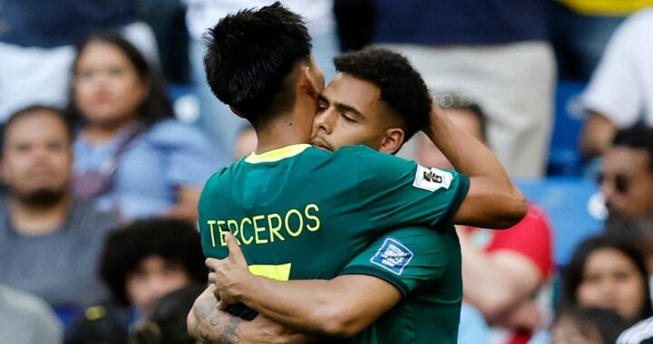 Bolivia venció 2-1 a Surinam y enfrentará a Irak en la final del Repechaje por un lugar en el Mundial 2026