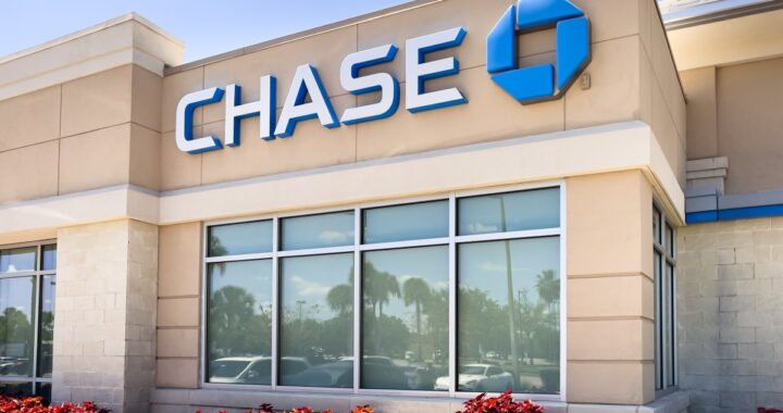 JPMorgan Chase cerrará 16 oficinas bancarias a partir de marzo 2026