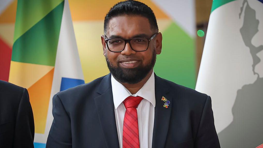 Imagen de un pozo petrolero en Guyana con un aumento en la producción de crudo