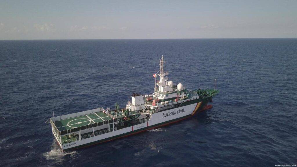 Imagen de fardos de cocaína incautados por la Guardia Civil en el barco Arconian