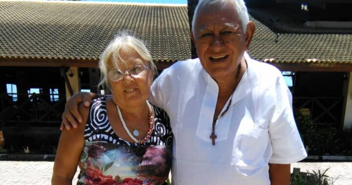 Ambos con cáncer, vencieron sus miedos y se convirtieron en un matrimonio aventurero: “Vinimos al mundo a vivir”