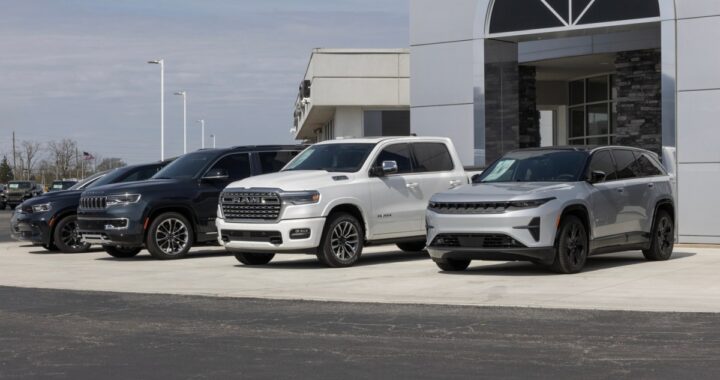 Comprar un auto nuevo ya es demasiado caro: Jeep, Ram y Chrysler prometen modelos por menos de $40,000