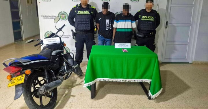 Capturan a ‘Danielito’ y ‘Alberto’ tras robar celular de alta gama en Cartagena