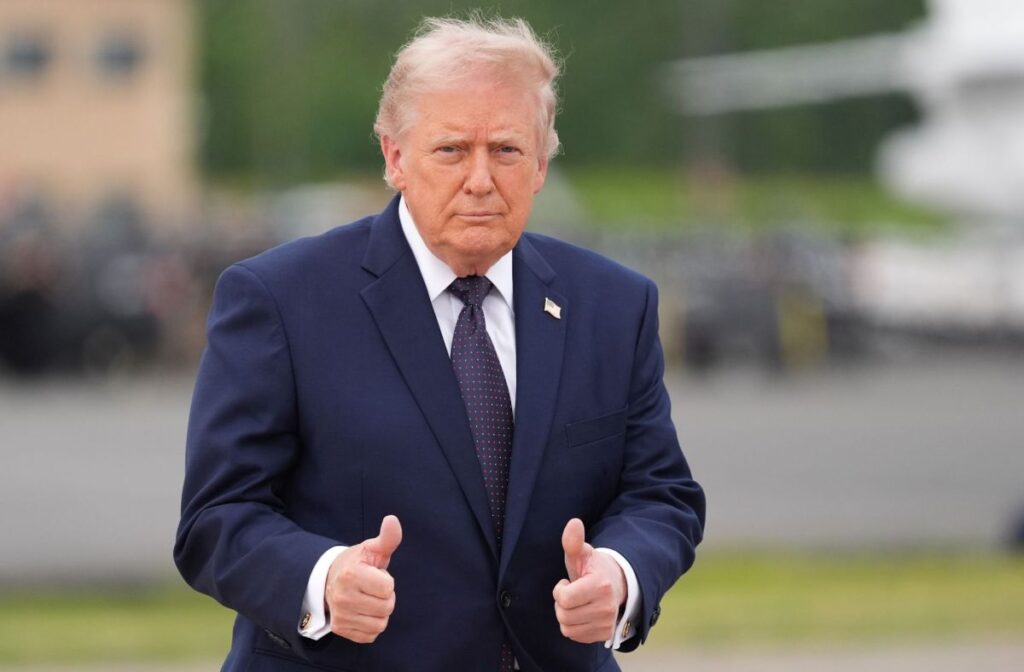 Imagen de archivo del presidente Trump hablando en una rueda de prensa