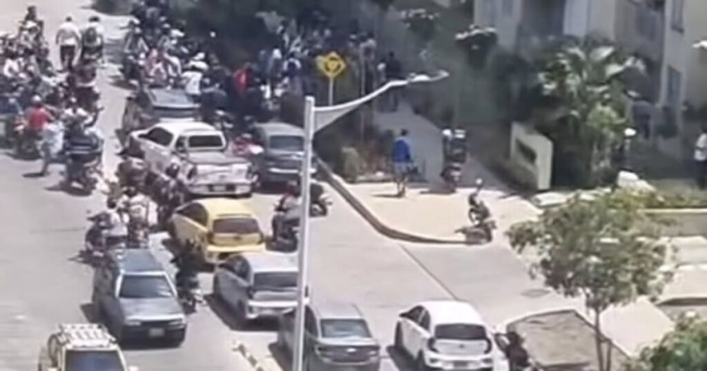 Imagen de un operativo policial en Parque Heredia tras el violento ataque