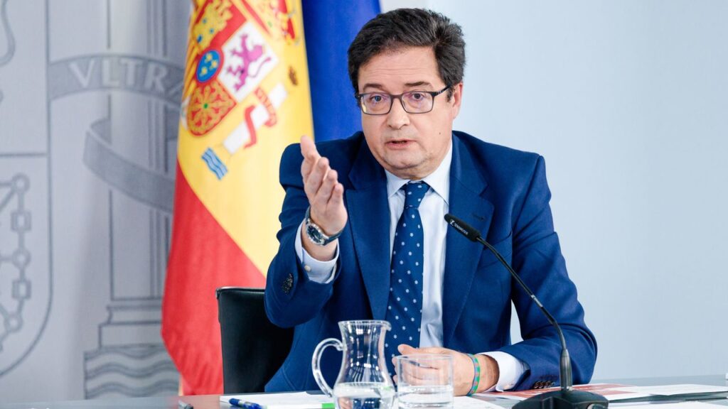 España busca regular la inteligencia artificial para evitar abusos como los deepfakes sexuales