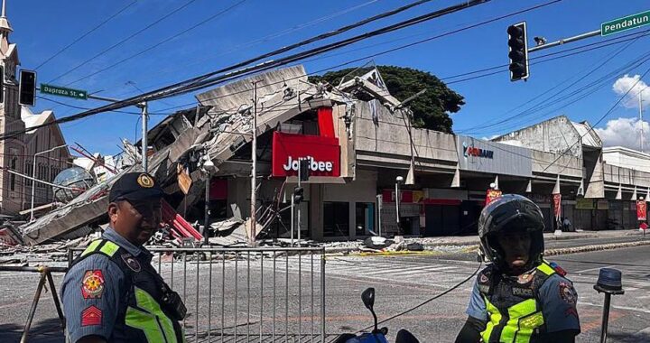 Decenas de muertos y heridos dejó un fuerte terremoto de magnitud 7.8 en el sur de Filipinas