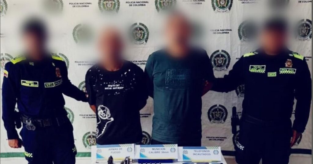 Agentes de la Sijín en operativo nocturno contra el Clan del Golfo en Arjona