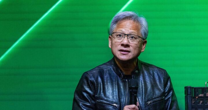 CEO de Nvidia defiende mejores salarios para empleados en auge de la IA: “deben ganar lo máximo posible”