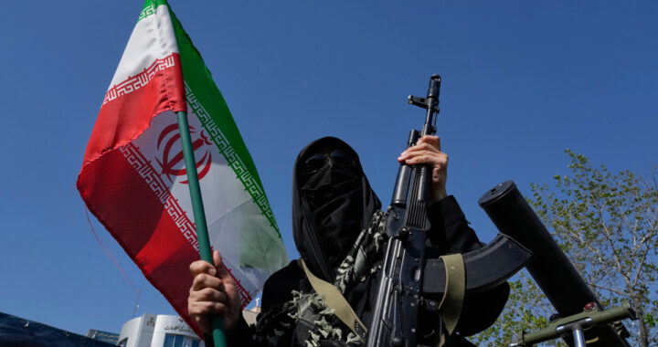 Acuerdo Trump-Irán en riesgo: la Guardia Revolucionaria lo frena