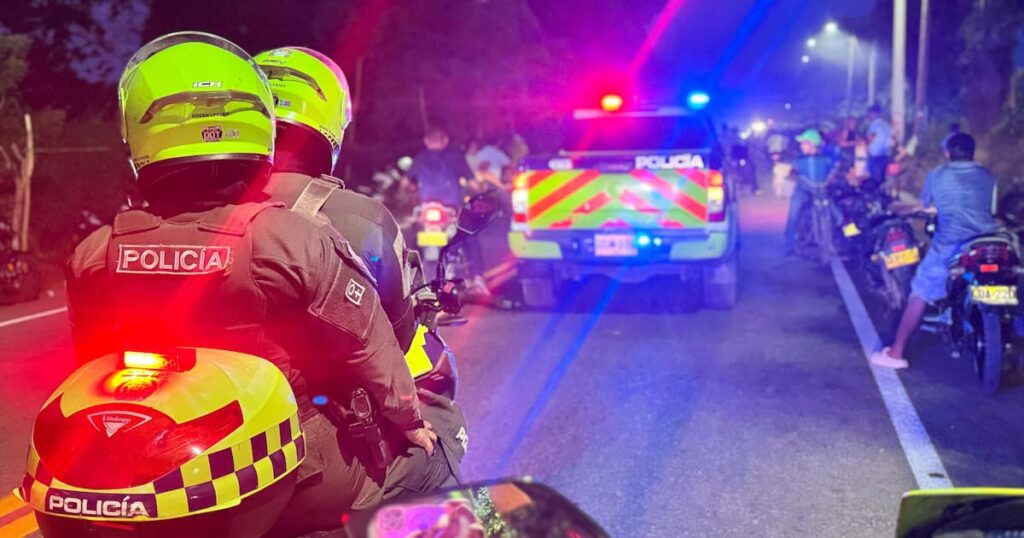 Policías en operativo de seguridad durante las corralejas de Magangué