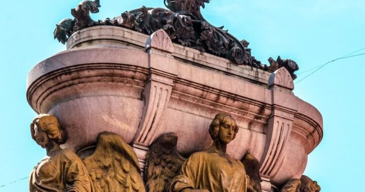 La tumba de Belgrano: de lápida humilde a mausoleo tras 83 años