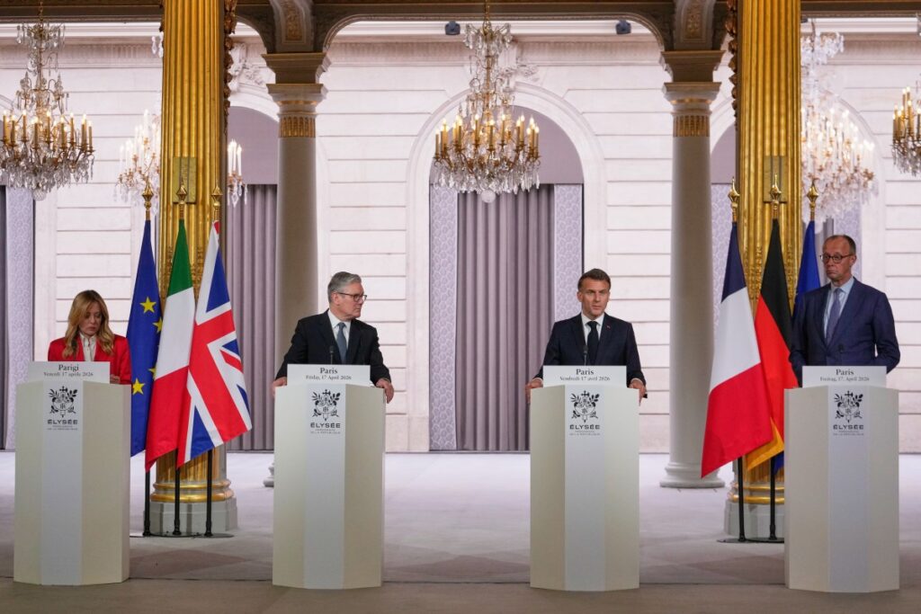 Líderes europeos y diplomáticos en reunión sobre el acuerdo Irán-EE.UU. y el estrecho de Ormuz