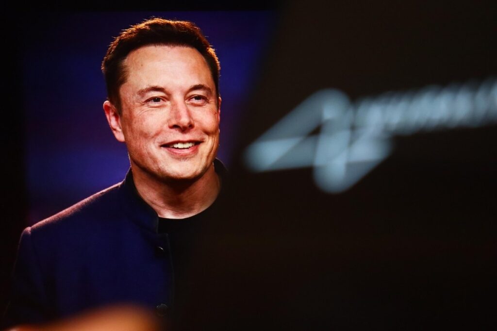 Elon Musk en el debut bursátil de SpaceX en Nasdaq con valoración de $2.17 billones