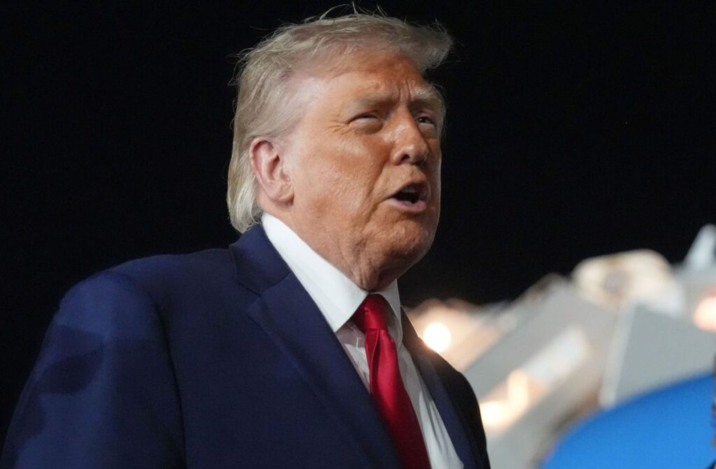 Donald Trump en entrevista con Fox and Friends hablando de Irán y bombardeos
