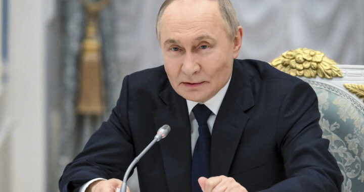 Vladimir Putin descarta haber acordado con Donald Trump poner fin a la guerra con Ucrania