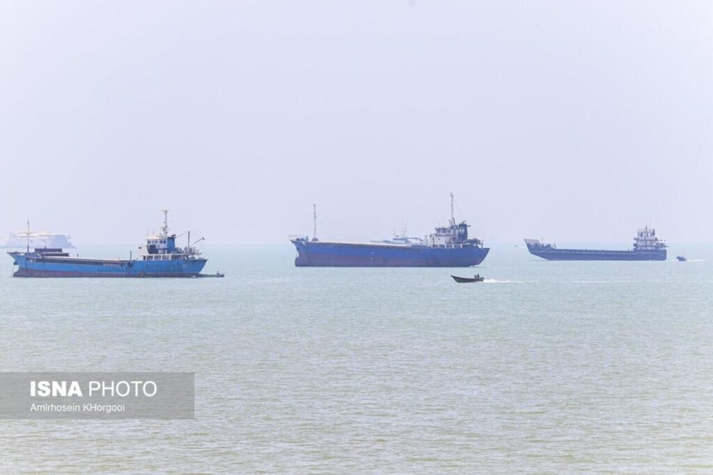 EE.UU. e Irán acuerdan frenar ataques y retomarán diálogo en Qatar sobre el estrecho de Ormuz