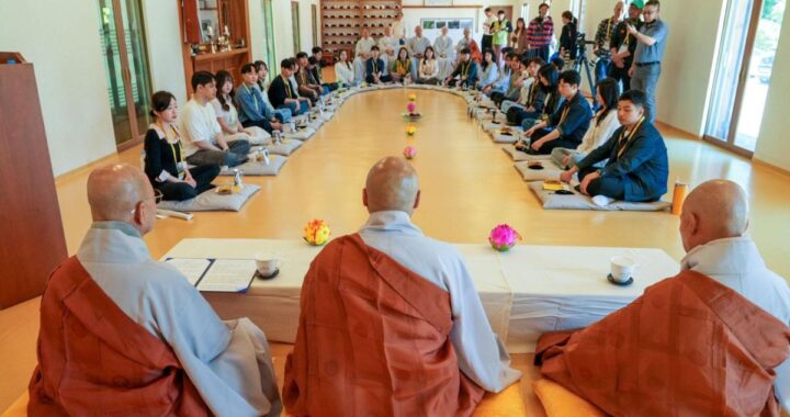 El milenario templo budista en Corea del Sur donde los monjes ayudan a jóvenes encontrar pareja