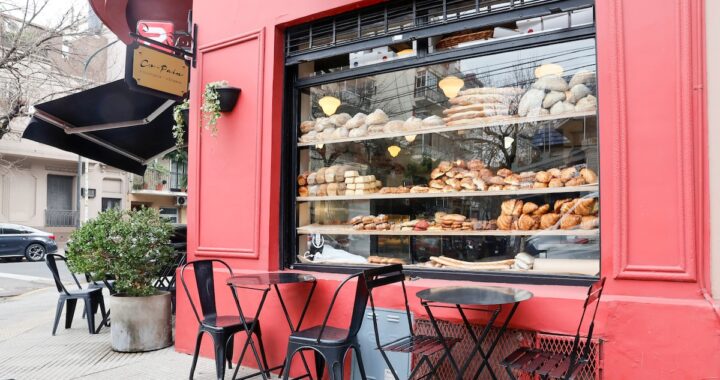 De Montmartre a Buenos Aires: llegó por azar al país, se enamoró y en una esquina de Caballito descubrió qué quería hacer