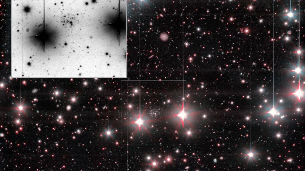 Galaxia enana ultradébil Andrómeda XXXVI orbitando Andrómeda M31 en el espacio profundo