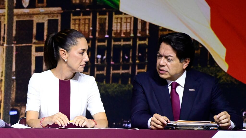 México inicia debate nacional para regular redes sociales, IA y celulares en las escuelas