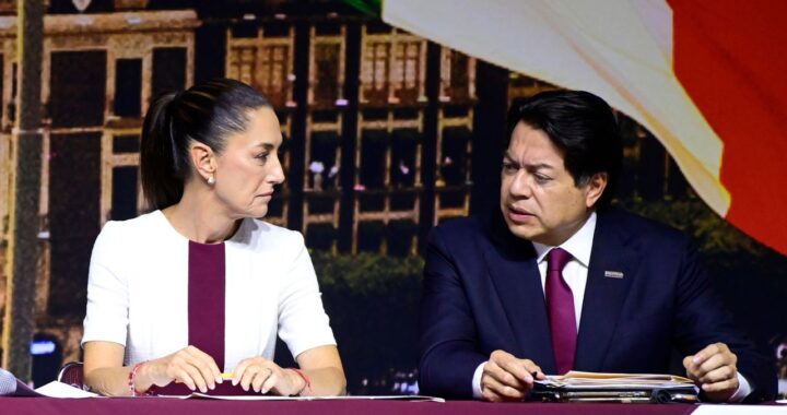México inicia debate nacional para regular redes sociales, IA y celulares en las escuelas